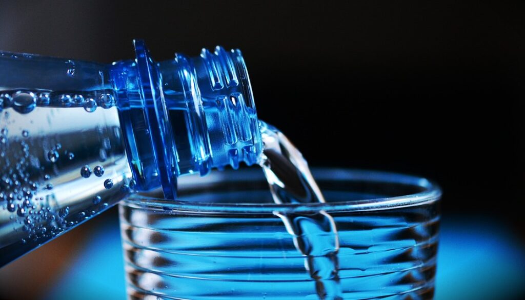 bottle-2032980_960_720