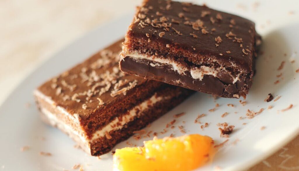 chocolate-dessert-brownies-cake