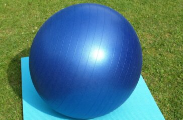 exercise-ball-374948_960_720